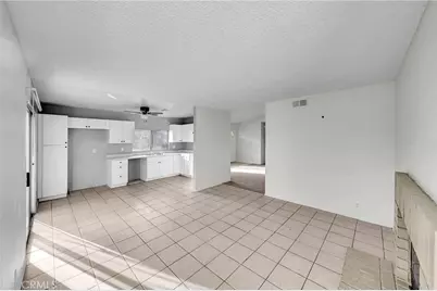 2820 E Avenue S, Palmdale, CA 93550 - Photo 7