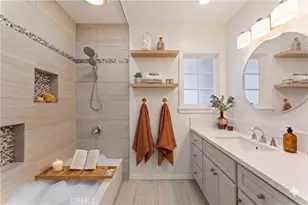 17008 Hartland St, Lake Balboa, CA 91406 - Photo 21