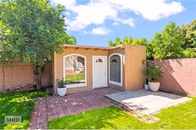 17008 Hartland St, Lake Balboa, CA 91406 - Photo 23