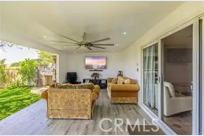 11625 Gladstone Avenue, Sylmar, CA 91342 - Photo 13
