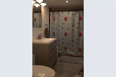 11625 Gladstone Avenue, Sylmar, CA 91342 - Photo 21