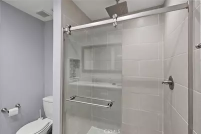 19431 Sherman Way #16, Reseda, CA 91335 - Photo 21