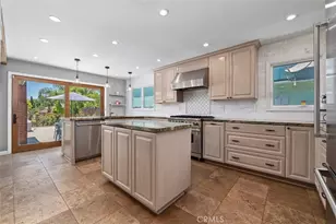 5551 Rainbow Crest, Agoura Hills, CA 91301 - Photo 13