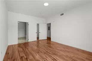 949 S Manhattan Pl, Los Angeles, CA 90019 - Photo 17