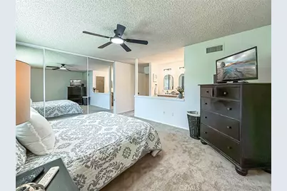 10439 Larwin, Chatsworth, CA 91311 - Photo 35