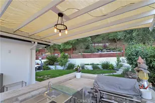 4771 Excelente Dr, Woodland Hills, CA 91364 - Photo 33