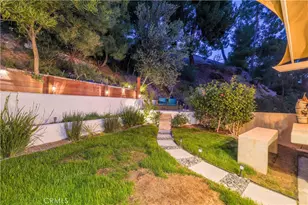 4771 Excelente Dr, Woodland Hills, CA 91364 - Photo 31