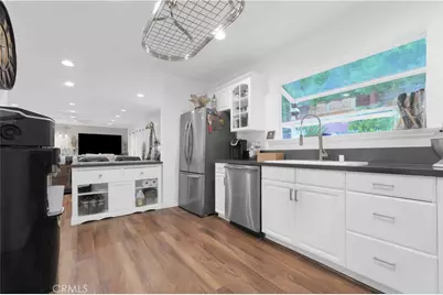 4771 Excelente Drive, Woodland Hills, CA 91364 - Photo 7