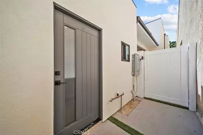 11488 Burbank Blvd, North Hollywood, CA 91601 - Photo 9