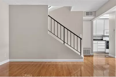 18526 Mayall Street #G, Northridge, CA 91324 - Photo 15