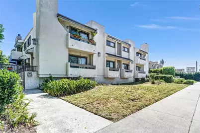 19620 Sherman Way #1, Reseda, CA 91335 - Photo 1