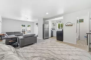 7959 Bothwell, Reseda, CA 91335 - Photo 39