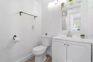 7959 Bothwell, Reseda, CA 91335 - Photo 23