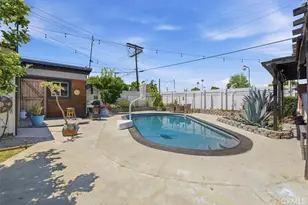 7959 Bothwell, Reseda, CA 91335 - Photo 41