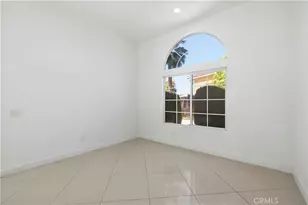 9924 Mission Hills Estate Ct, Mission Hills (San Fernando), CA 91345 - Photo 11
