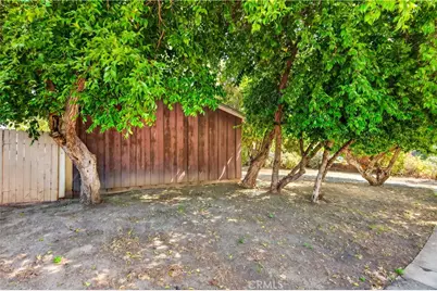 20253 Hamlin Street, Winnetka, CA 91306 - Photo 3