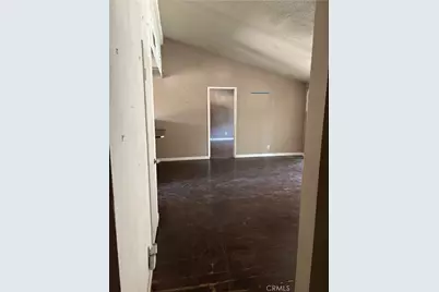 18716 Oakmoor, Canyon Country, CA 91351 - Photo 3
