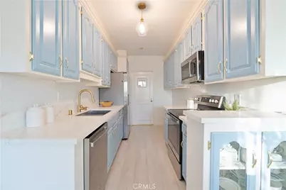 5400 Lindley Avenue #322, Encino, CA 91316 - Photo 15