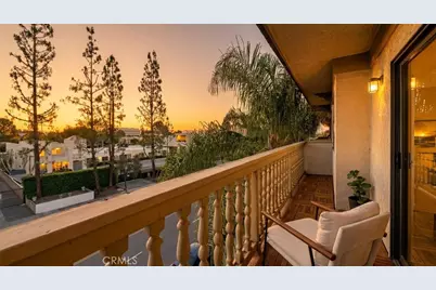 5400 Lindley Avenue #322, Encino, CA 91316 - Photo 3