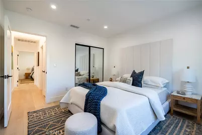 1719 Landis, Burbank, CA 91504 - Photo 15