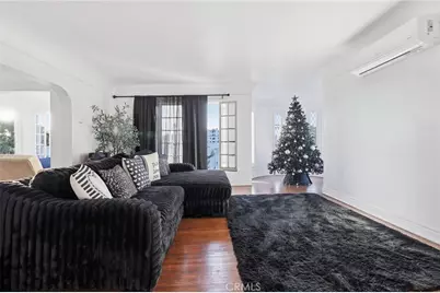4916 W 12th, Los Angeles, CA 90019 - Photo 5