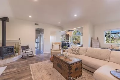 29068 Lake, Agoura Hills, CA 91301 - Photo 11