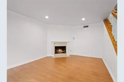18411 Hatteras Street #138, Tarzana, CA 91356 - Photo 5
