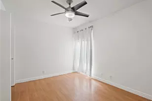 18411 Hatteras Street, Tarzana, CA 91356 - Photo 17