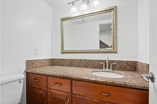 18411 Hatteras Street, Tarzana, CA 91356 - Photo 13
