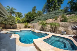21725 Jeffers Ln, Saugus, CA 91350 - Photo 3