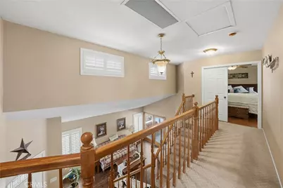 21725 Jeffers Lane, Saugus, CA 91350 - Photo 15