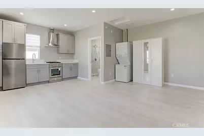 10935 Nassau Avenue, Sunland, CA 91040 - Photo 7