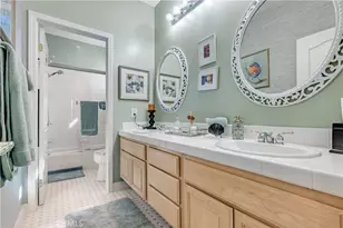 22019 Gold Canyon Dr, Saugus, CA 91390 - Photo 17