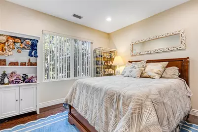22019 Gold Canyon, Saugus, CA 91390 - Photo 19