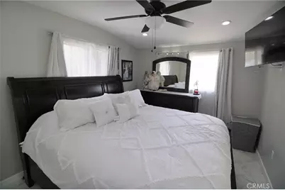 14615 San Fernando Mission Boulevard, San Fernando, CA 91340 - Photo 9