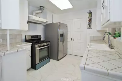 14615 San Fernando Mission Boulevard, San Fernando, CA 91340 - Photo 5