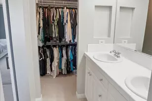 28475 Santa Rosa, Saugus, CA 91350 - Photo 11