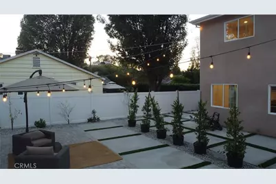 21235 Lopez Street, Woodland Hills, CA 91364 - Photo 33