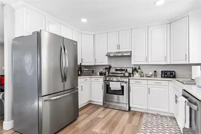 21235 Lopez Street, Woodland Hills, CA 91364 - Photo 13