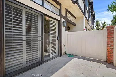 20737 Roscoe Boulevard #703, Winnetka, CA 91306 - Photo 7