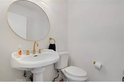 20737 Roscoe Boulevard #703, Winnetka, CA 91306 - Photo 15
