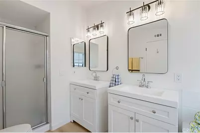 20737 Roscoe Boulevard #703, Winnetka, CA 91306 - Photo 23