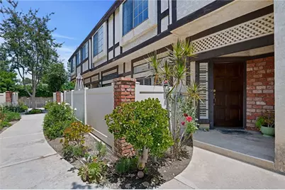 20737 Roscoe Boulevard #703, Winnetka, CA 91306 - Photo 3