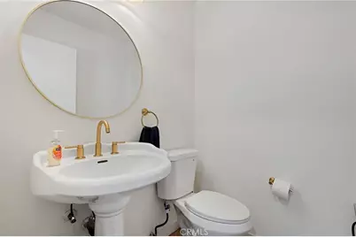 20737 Roscoe Boulevard #703, Winnetka, CA 91306 - Photo 15