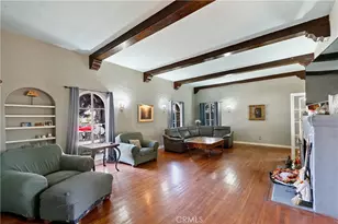 819 S Curson Ave, Los Angeles, CA 90036 - Photo 15