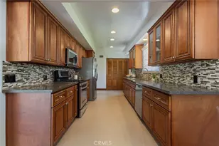 12323 Landale, Studio City, CA 91604 - Photo 15