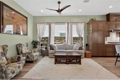 20667 W Beech, Porter Ranch, CA 91326 - Photo 5