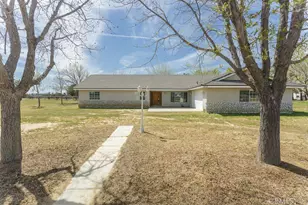8718 W Ave D12, Lancaster, CA 93536 - Photo 3