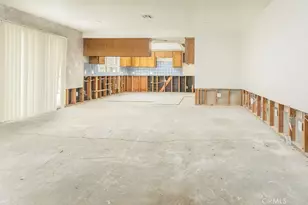 8718 W Ave D12, Lancaster, CA 93536 - Photo 11