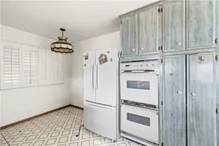 13050 Alexander St, Sylmar, CA 91342 - Photo 9